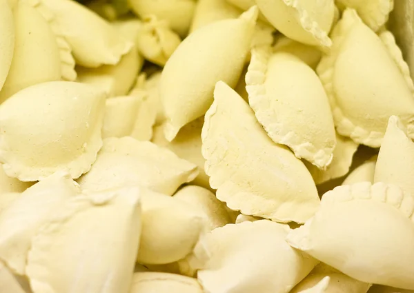 Frysta dumplings i snabbköpet — Stockfoto