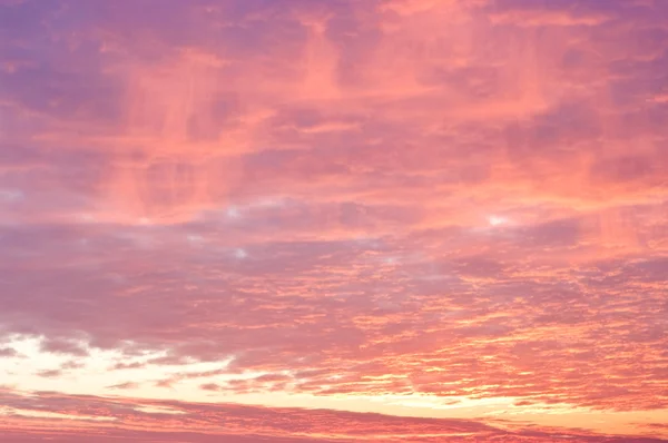 Sky textury během východu slunce na pozadí — Stock fotografie