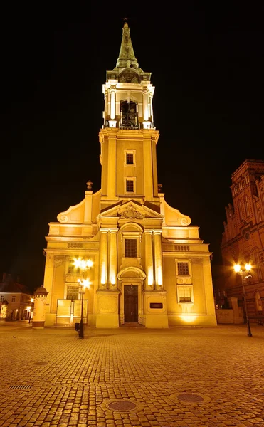 Escena nocturna con iglesia antigua en Torujalá — Foto de Stock