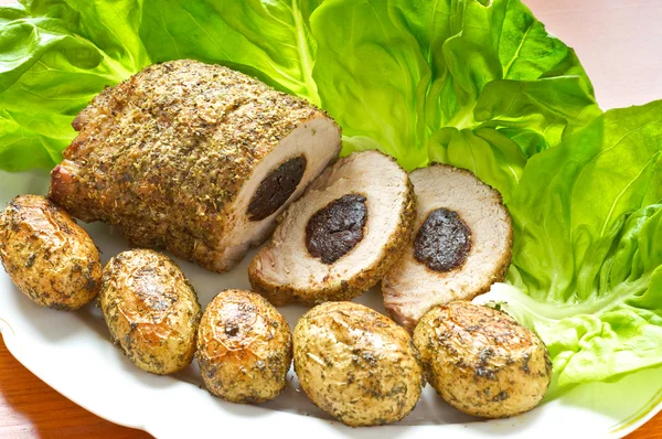 Pork loin with dried plums — Stock Photo, Image