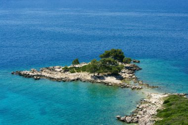 burun ile tropikal deniz kıyısı