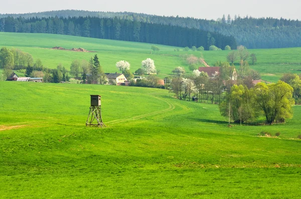 Rural view with hunting tower — Stock Photo, Image