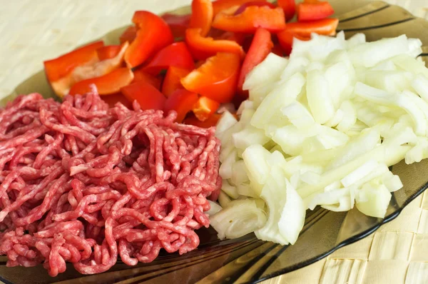 Pepře, cibule a mleté maso — Stock fotografie