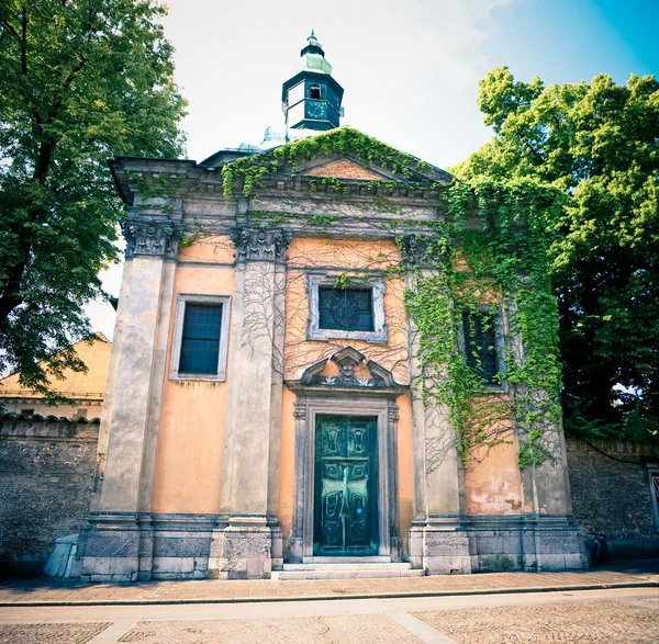 Iglesia Krizanke en Liubliana, Eslovenia — Foto de Stock