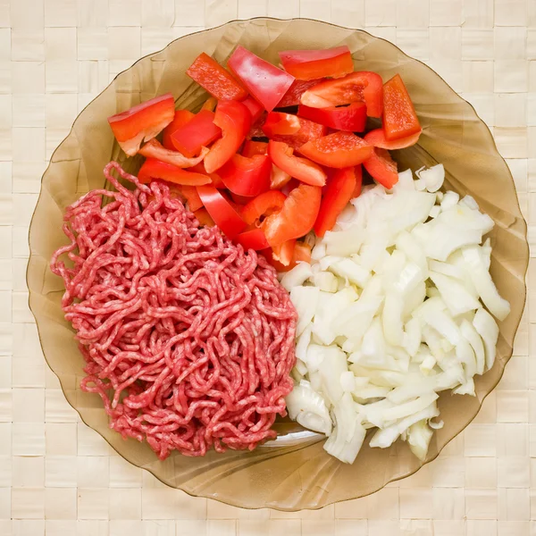 Pimenta, cebola e carne picada — Fotografia de Stock