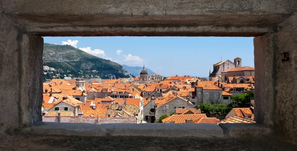 Dubrovnik croata con marco natural — Foto de Stock