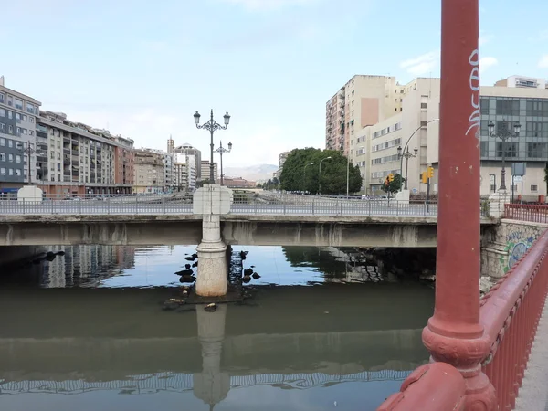 Puentes y farolas en Málaga, España — Foto de Stock