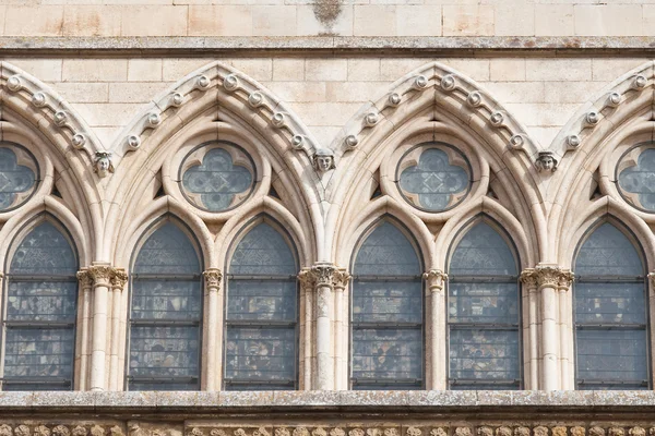 Bögen der Kathedrale von Leon — Stockfoto