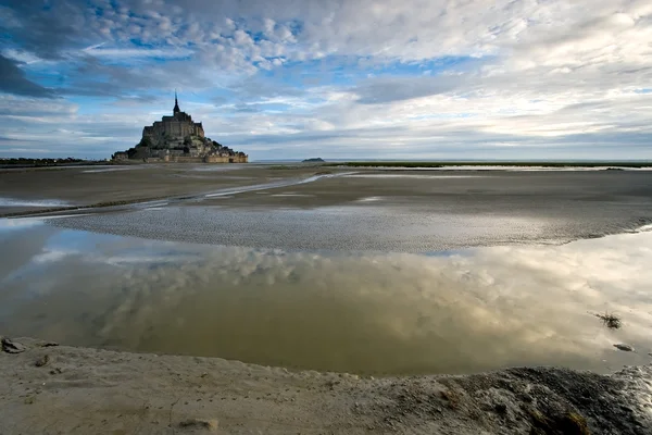 Залив Ле Мон-Сен-Мишель, Франция — стоковое фото