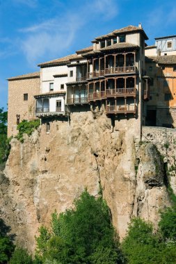 cuenca, İspanya evlerde askıda kalabilir