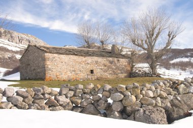 Hamlet Lunada'nın bağlantı noktası