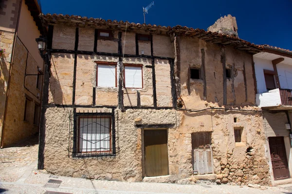 Straat in frias, burgos, castilla y leon, Spanje — Stockfoto