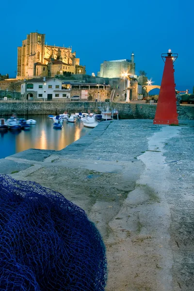 Porto de Castro Urdiales, Cantábria, Espanha — Fotografia de Stock