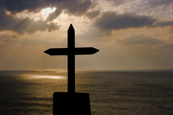 Cross in San Juan de Gaztelugatxe, Bizkaia, Spain — Stock Photo, Image