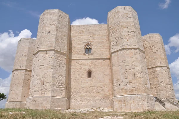 Elülső nézet castel del monte, frederick ii középkori kastély, Olaszország Stock Kép