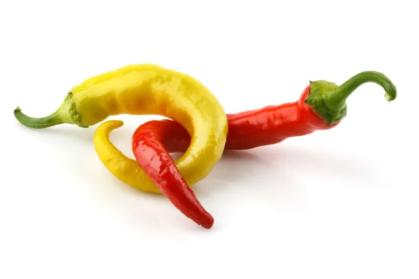 红色和黄色的辣椒 — 图库照片