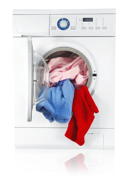 Wasmachine met linnen — Stockfoto
