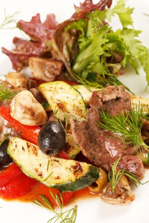 Boeuf aux légumes 