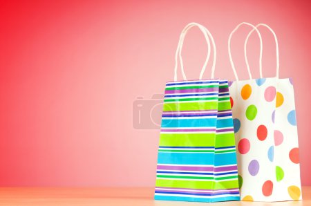 Concept shopping avec sacs 