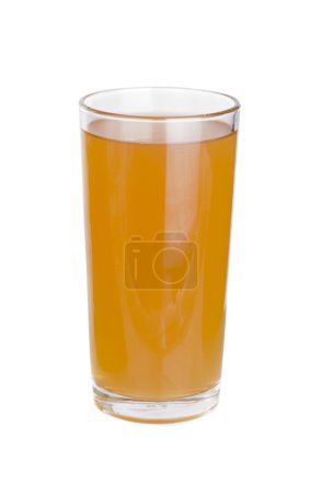 Verres de jus de pomme sur fond blanc 