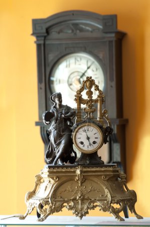 Vieille horloge antique 