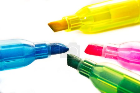 Quatre couleurs 