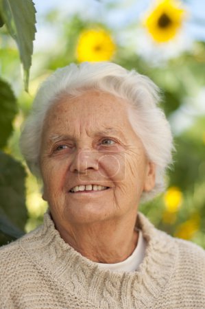 portrait d'une femme âgée