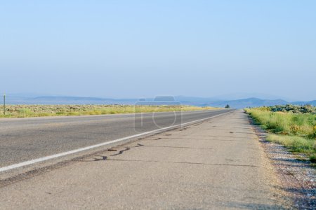 Flat and Straight Highway Taos Nouveau-Mexique USA 